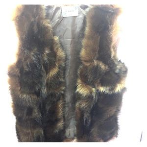 Fur vest